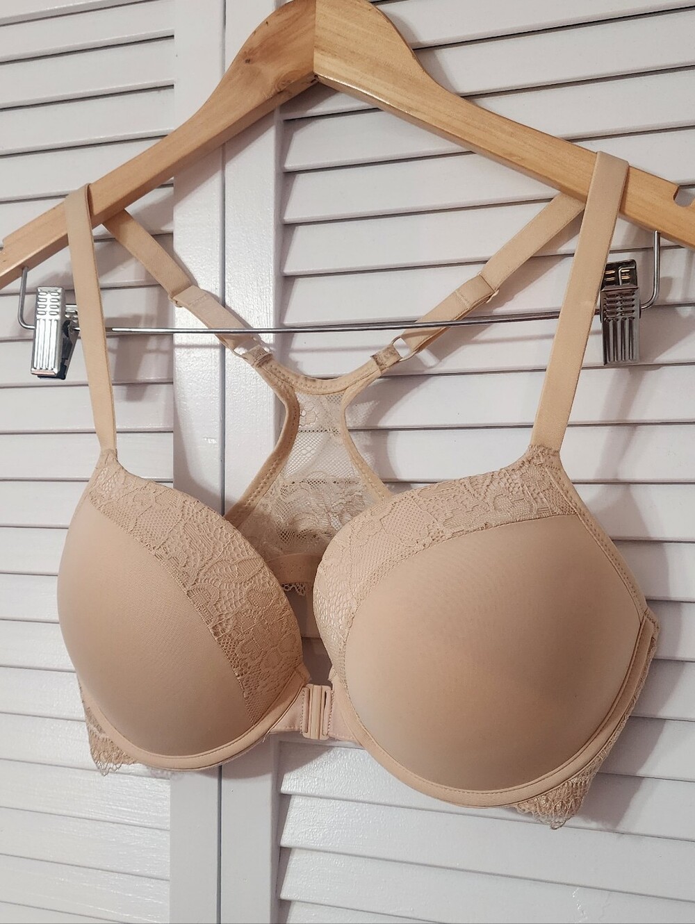 Upushall Front Closure Racerback Push-up Bra in Nude- Women's Intimates